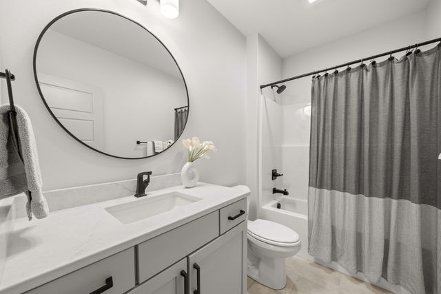 9746 Watermeadow Circle, Johnston, IA 50131