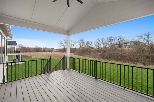 9746 Watermeadow Circle, Johnston, IA 50131