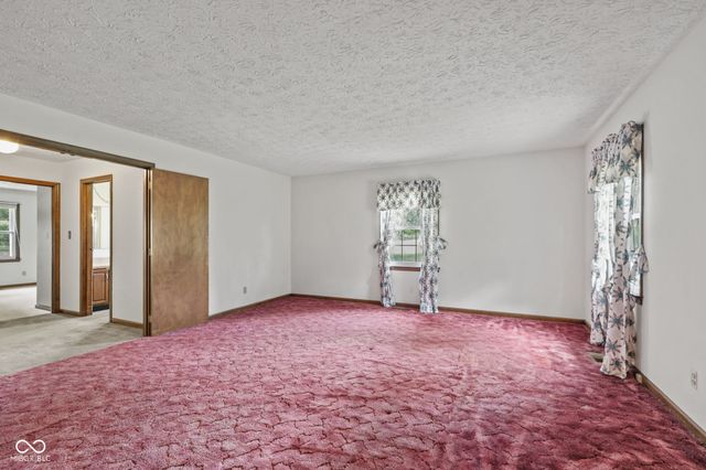 5255 W Stones Crossing Road, Greenwood, IN 46143