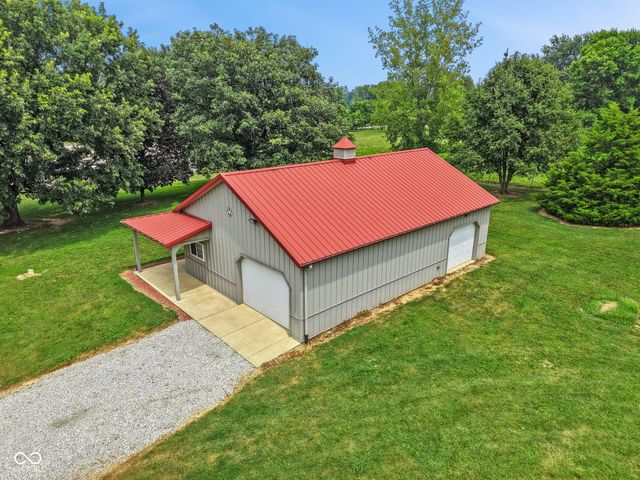 5255 W Stones Crossing Road, Greenwood, IN 46143