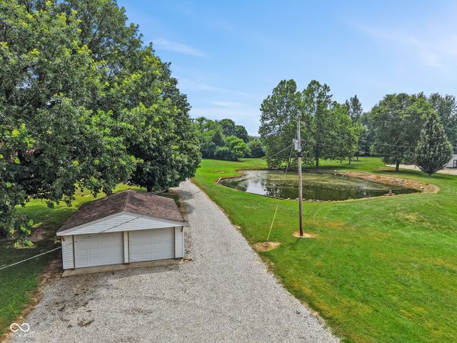 5255 W Stones Crossing Road, Greenwood, IN 46143