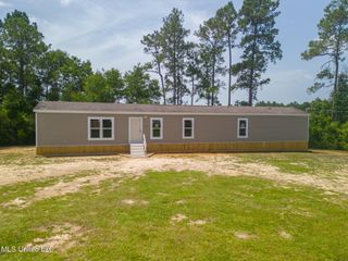 3195 Firetower Road, Kiln, MS 39556