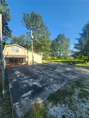46 Hathcoat Road, Harrison, AR 72601