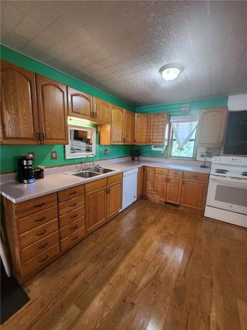 46 Hathcoat Road, Harrison, AR 72601