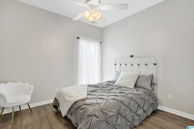 5979 FOREST LAKES COVE, Sterrett, AL 35147