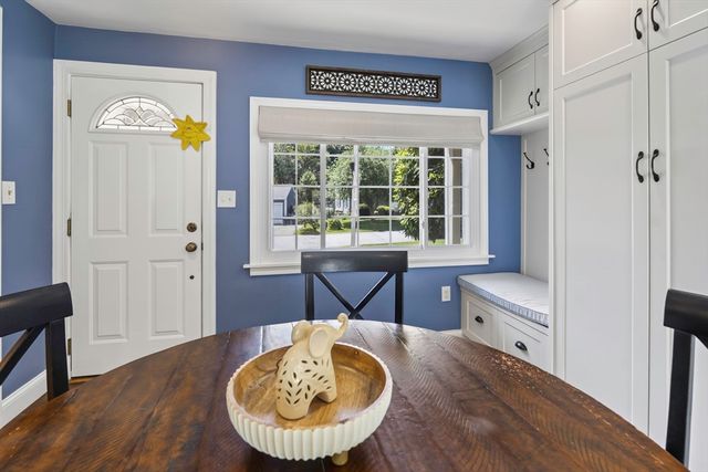 47 Maple Cir, Shrewsbury, MA 01545