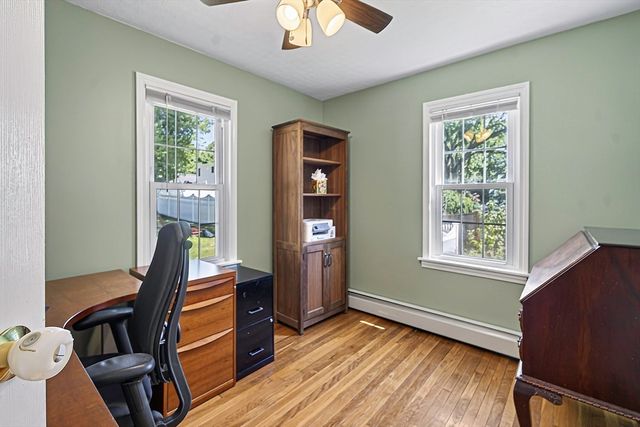 47 Maple Cir, Shrewsbury, MA 01545