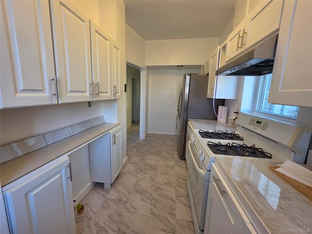 1718 Edison Avenue, Bronx, NY 10461