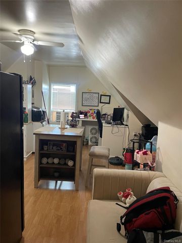 1718 Edison Avenue, Bronx, NY 10461