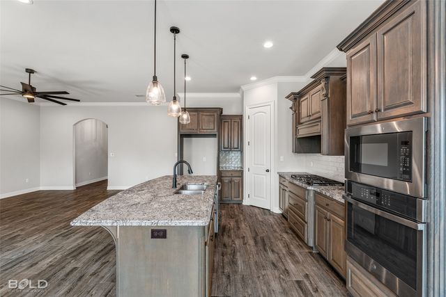 1130 Green Wood Circle, Bossier City, LA 71037