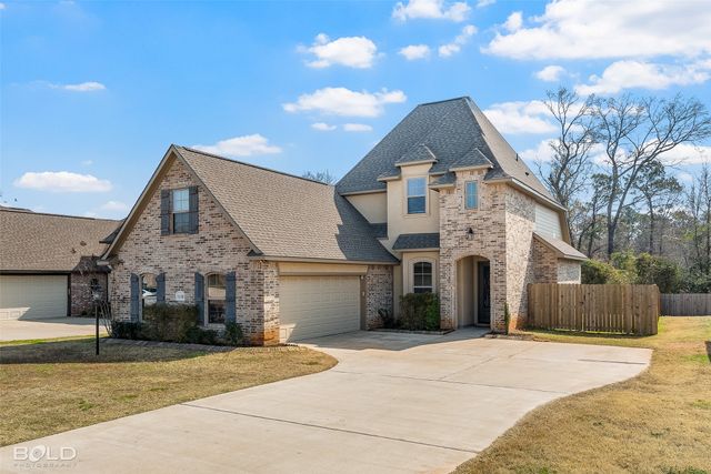 1130 Green Wood Circle, Bossier City, LA 71037