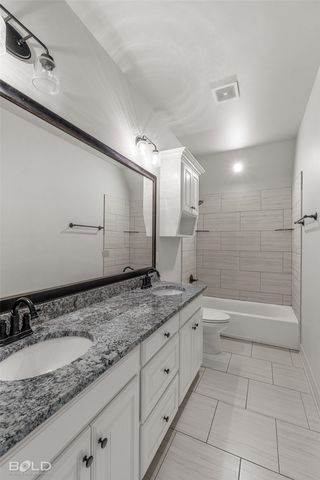 1130 Green Wood Circle, Bossier City, LA 71037