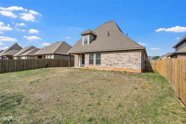 1130 Green Wood Circle, Bossier City, LA 71037