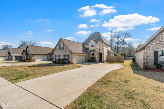 1130 Green Wood Circle, Bossier City, LA 71037