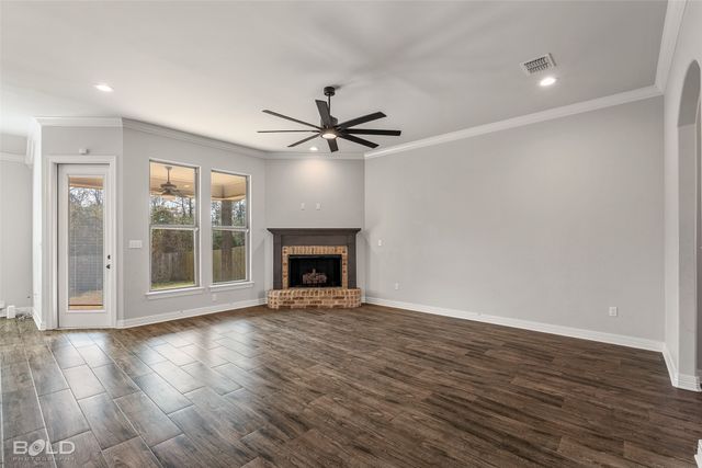 1130 Green Wood Circle, Bossier City, LA 71037