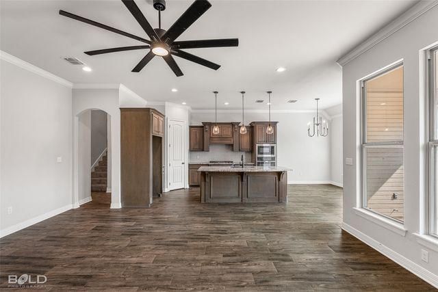 1130 Green Wood Circle, Bossier City, LA 71037