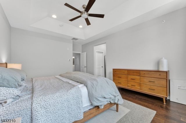 11 Cannon Dr, Pennington Boro, NJ 08534