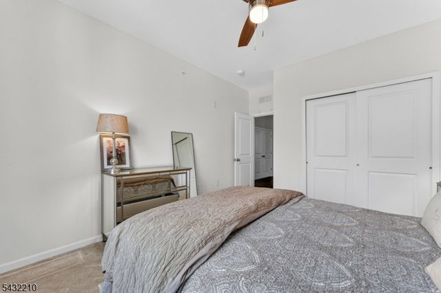 11 Cannon Dr, Pennington Boro, NJ 08534