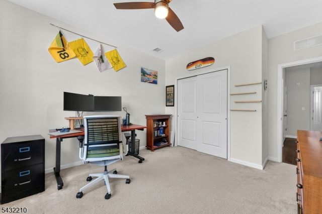 11 Cannon Dr, Pennington Boro, NJ 08534