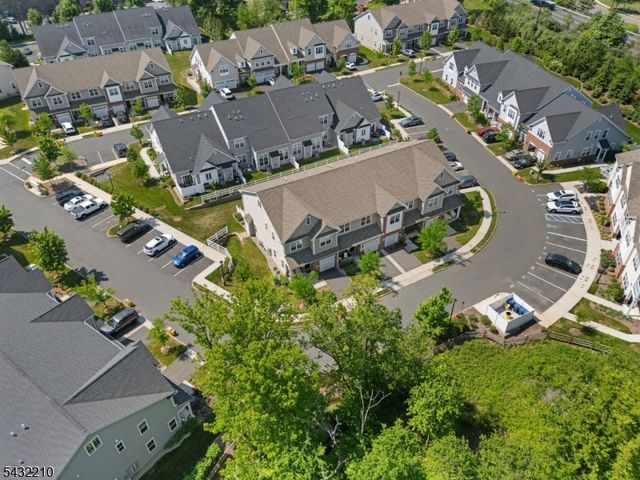11 Cannon Dr, Pennington Boro, NJ 08534