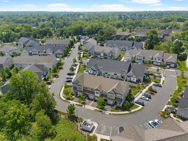 11 Cannon Dr, Pennington Boro, NJ 08534