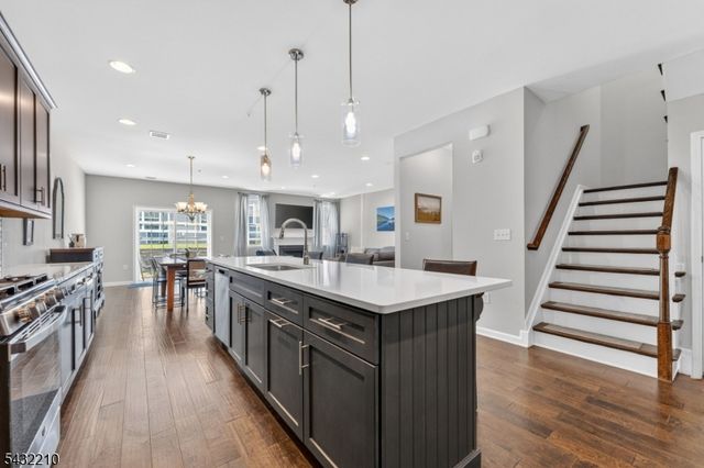 11 Cannon Dr, Pennington Boro, NJ 08534