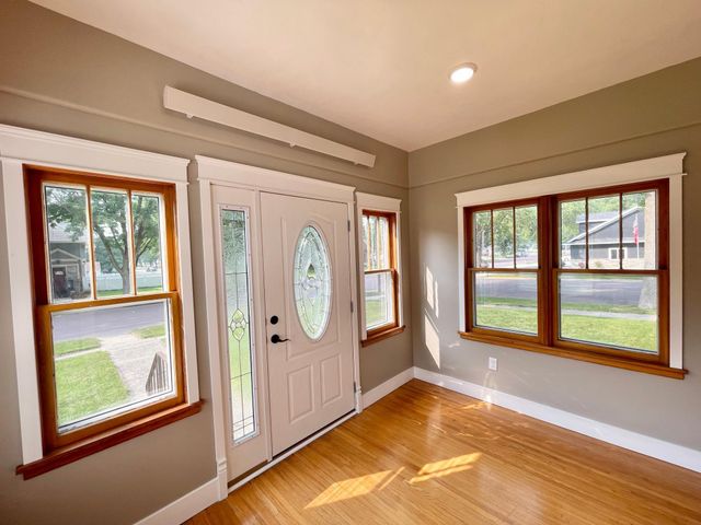 118 Somerville Avenue, Morgan, MN 56266