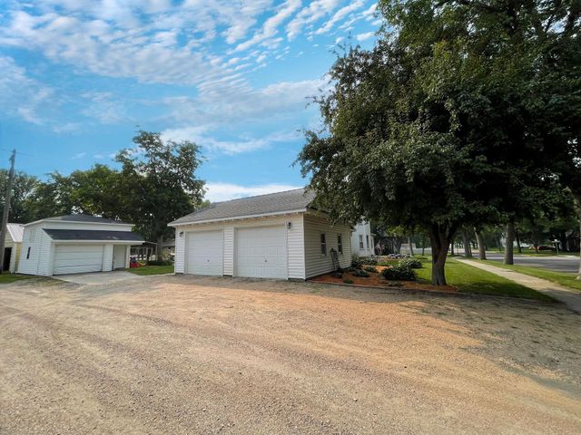 118 Somerville Avenue, Morgan, MN 56266