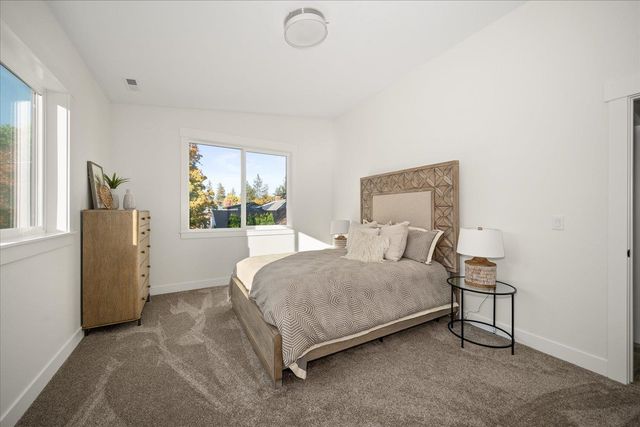 3018 S Manito Blvd, Spokane, WA 99203