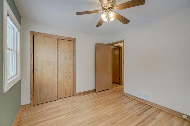 90 Finn Street S, Saint Paul, MN 55105