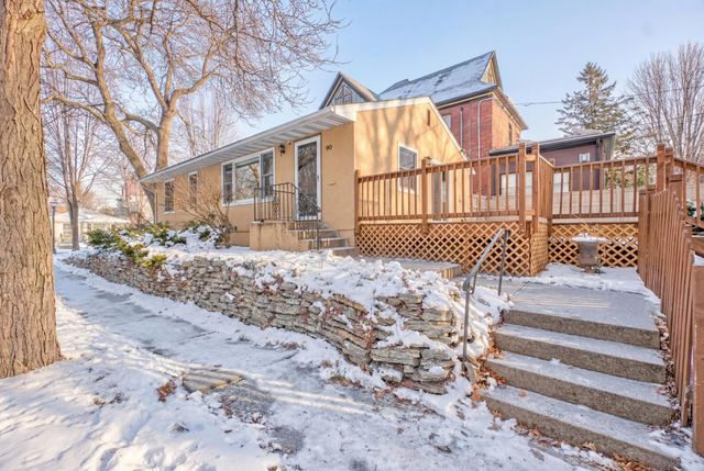 90 Finn Street S, Saint Paul, MN 55105