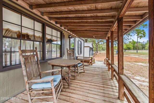 206 ANTHONY Avenue, Interlachen, FL 32148