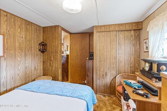 206 ANTHONY Avenue, Interlachen, FL 32148