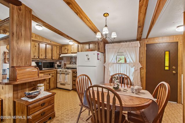 206 ANTHONY Avenue, Interlachen, FL 32148