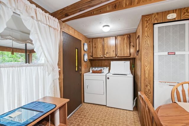 206 ANTHONY Avenue, Interlachen, FL 32148