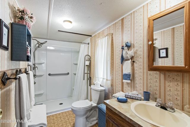 206 ANTHONY Avenue, Interlachen, FL 32148