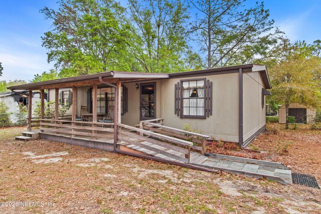 206 ANTHONY Avenue, Interlachen, FL 32148