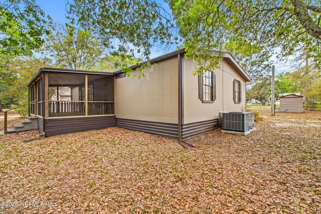 206 ANTHONY Avenue, Interlachen, FL 32148