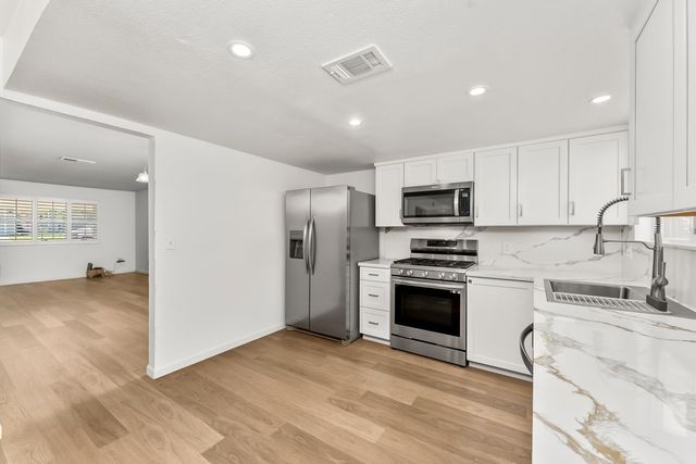 8376 Berman Walk Way, Citrus Heights, CA 95610