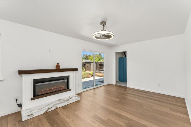 8376 Berman Walk Way, Citrus Heights, CA 95610