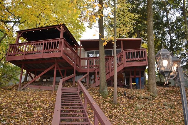 229 Lake Shore Terrace, Warren, OH 44481