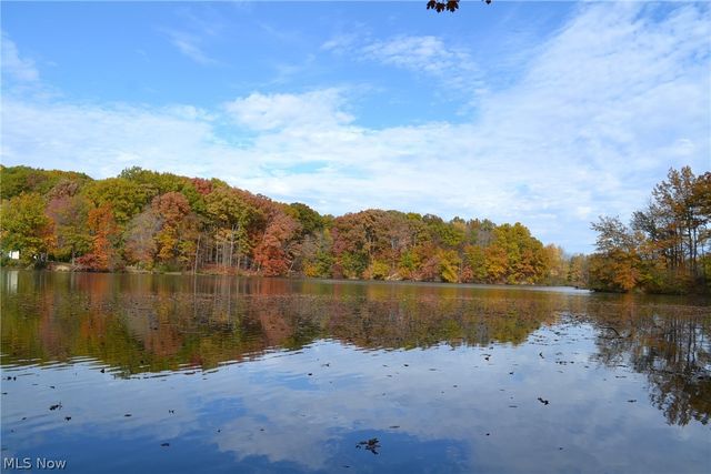 229 Lake Shore Terrace, Warren, OH 44481