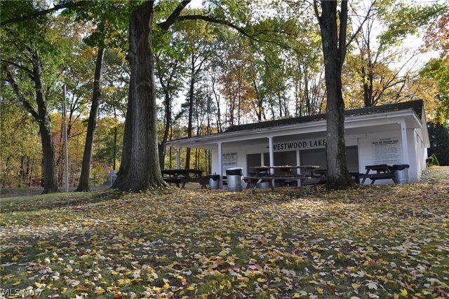 229 Lake Shore Terrace, Warren, OH 44481