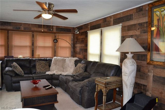 229 Lake Shore Terrace, Warren, OH 44481