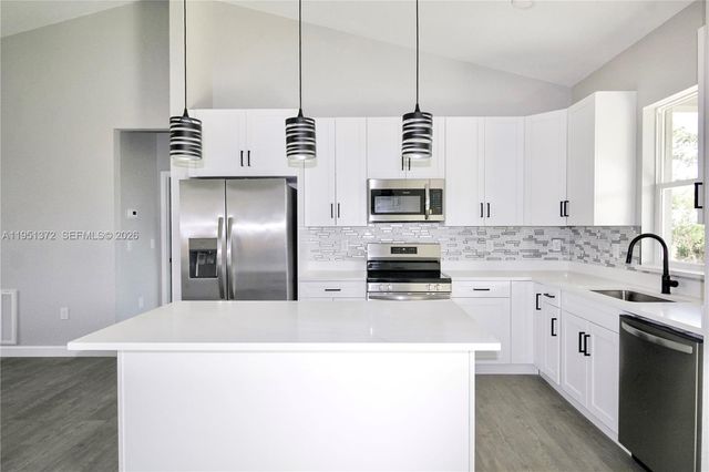 7335 Domenico St, Sebring, FL 33872