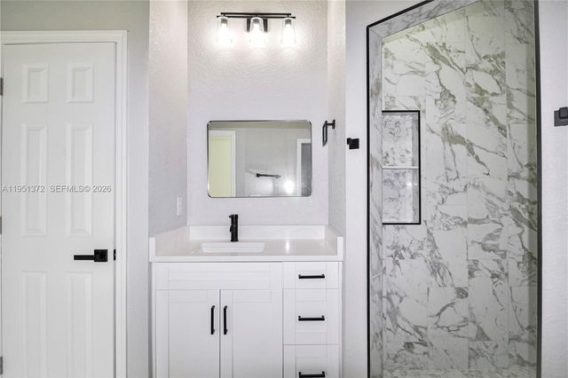 7335 Domenico St, Sebring, FL 33872