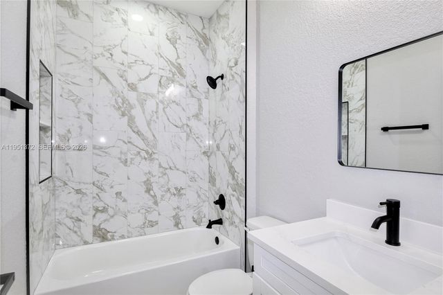 7335 Domenico St, Sebring, FL 33872