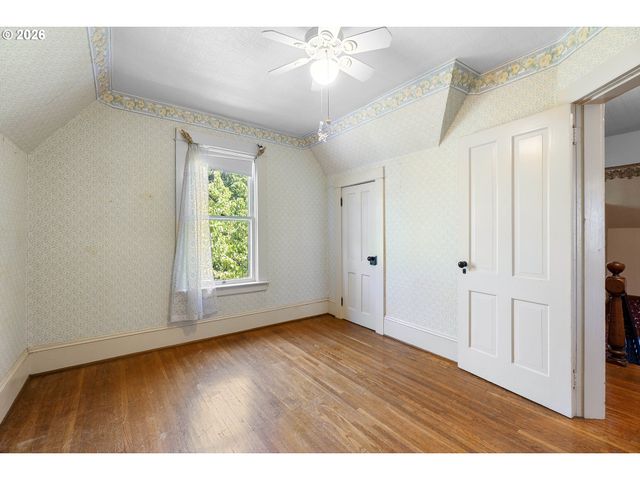 2022 N WILLAMETTE Blvd, Portland, OR 97217