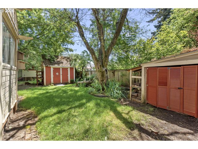 2022 N WILLAMETTE Blvd, Portland, OR 97217