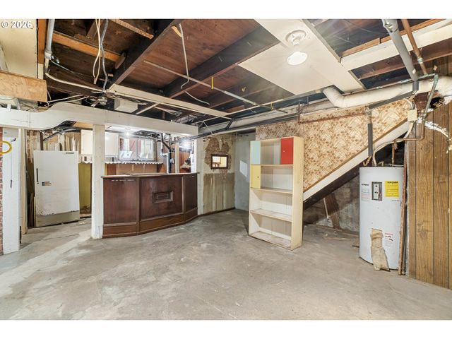 2022 N WILLAMETTE Blvd, Portland, OR 97217
